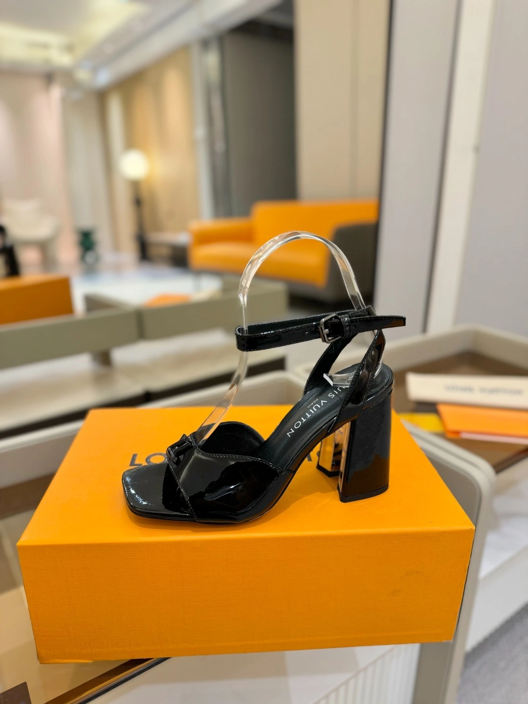 COCO-- 8V 1AGUSK Calfskin goatskin Heel height：8.5CM item:E-X158D4115